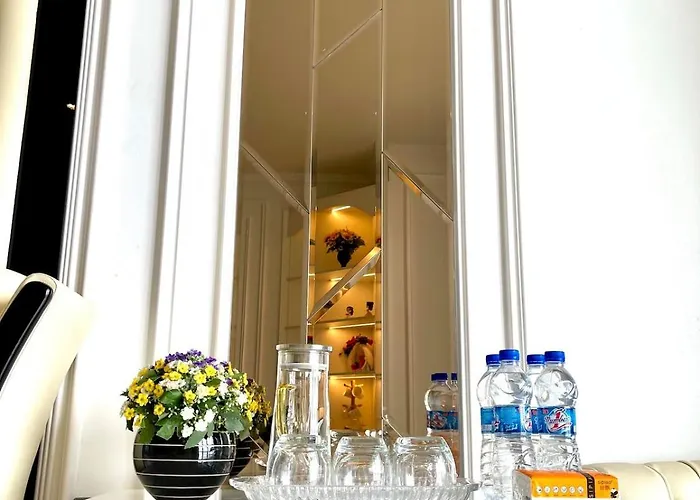Happy Apartment *